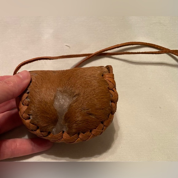 Great Vintage Navajo Style Leather and Deer Skin Hand Tooled Mini Crossbody - Picture 5 of 7